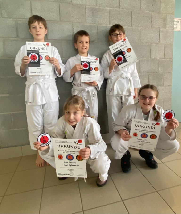 Ein kleiner Teil der Kindergruppe auf einem Lehrgang